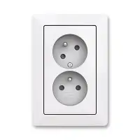 Dvojzásuvka Zoni bílá natočená, clonky ABB 5513T-C02357 500