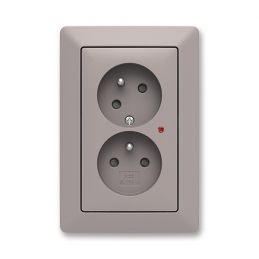 Dvojzásuvka Zoni greige/bílá s přepěťovou ochanou, clonky ABB 5593T-C02357 144