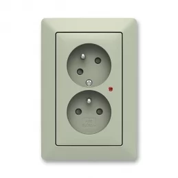Dvojzásuvka Zoni olivová/bílá s přepěťovou ochanou, clonky ABB 5593T-C02357 143