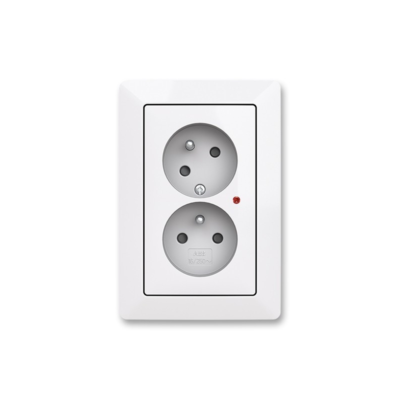 Dvojzásuvka Zoni bílá s přepěťovou ochanou, clonky ABB 5593T-C02357 500