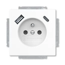 Zásuvka s USB A+C Future...