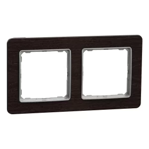 Dvojnásobný rámeček Schneider Electric Sedna Elements v dekoru wenge. Slouží k dokončení sestavy vypínačů a zásuvek Sedna Design/Elements; dekor je pouze vzhledová imitace, nejde o skutečný materiál.