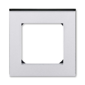 Objevte elegance a funkčnost s rámečkem Levit M v titanové a kouřově černé barvě od ABB. Model 3901H-A05010 70 přináší moderní design, který se skvěle hodí do každého interiéru. Vyroben z kvalitních materiálů, zaručuje dlouhou životnost a snadnou údržbu. Ideální pro osvětlení a elektrické prvky, tento rámeček dodá vašemu prostoru stylový vzhled. Vylepšete svůj domov s výrobkem, který spojuje estetiku s praktičností.