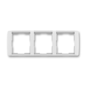 Trojrámeček Element v elegantní bílé a ledové bílé barvě od ABB přináší moderní design a funkčnost do vašeho interiéru. Ideální pro prezentaci vašich vzpomínek, ať už jde o rodinné fotografie nebo umělecké snímky. Snadná instalace na zeď či stůl a kvalitní materiál zaručují dlouhou životnost. Vytvořte si s tímto stylovým doplňkem jedinečnou atmosféru, která osloví každého návštěvníka.