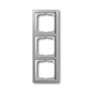 Trojrámeček Future Linear v barvě ušlechtilé oceli je dokonalým doplňkem pro moderní interiéry. Jeho elegantní design a flexibilní montáž (v horizontální i vertikální poloze) zaručují, že se snadno přizpůsobí vašim potřebám. Vyroben z kvalitních a odolných materiálů, tento rámeček kombinuje estetiku s praktičností, čímž poskytuje dlouhou životnost a spolehlivost. Ideální pro byt i kancelář, přináší do prostoru styl a funkčnost.