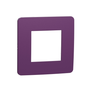 Rámeček Unica Studio Color Plum/Bílý Schneider (NU280214) je stylový a moderní doplněk, který skvěle obohatí jakýkoli interiér. Jeho atraktivní barevná kombinace plum a bílá zaručuje elegantní vzhled, zatímco odolné materiály zajišťují dlouhou životnost. Snadná instalace z něj činí ideální volbu pro spínače a zásuvky v domácnostech i kancelářích. Vytvořte si prostor, který vás osloví designem i funkčností.