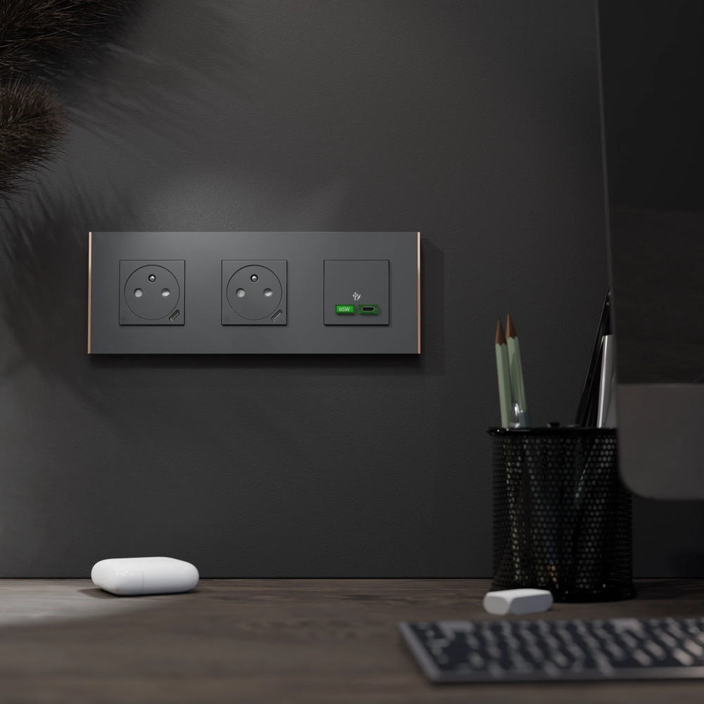 Unica Deco Subtle vypínače a zásuvky v interiéru
